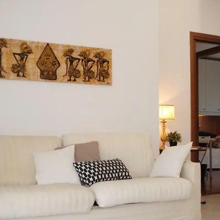 Bnbook-metropolitan Expo Flat 2 *